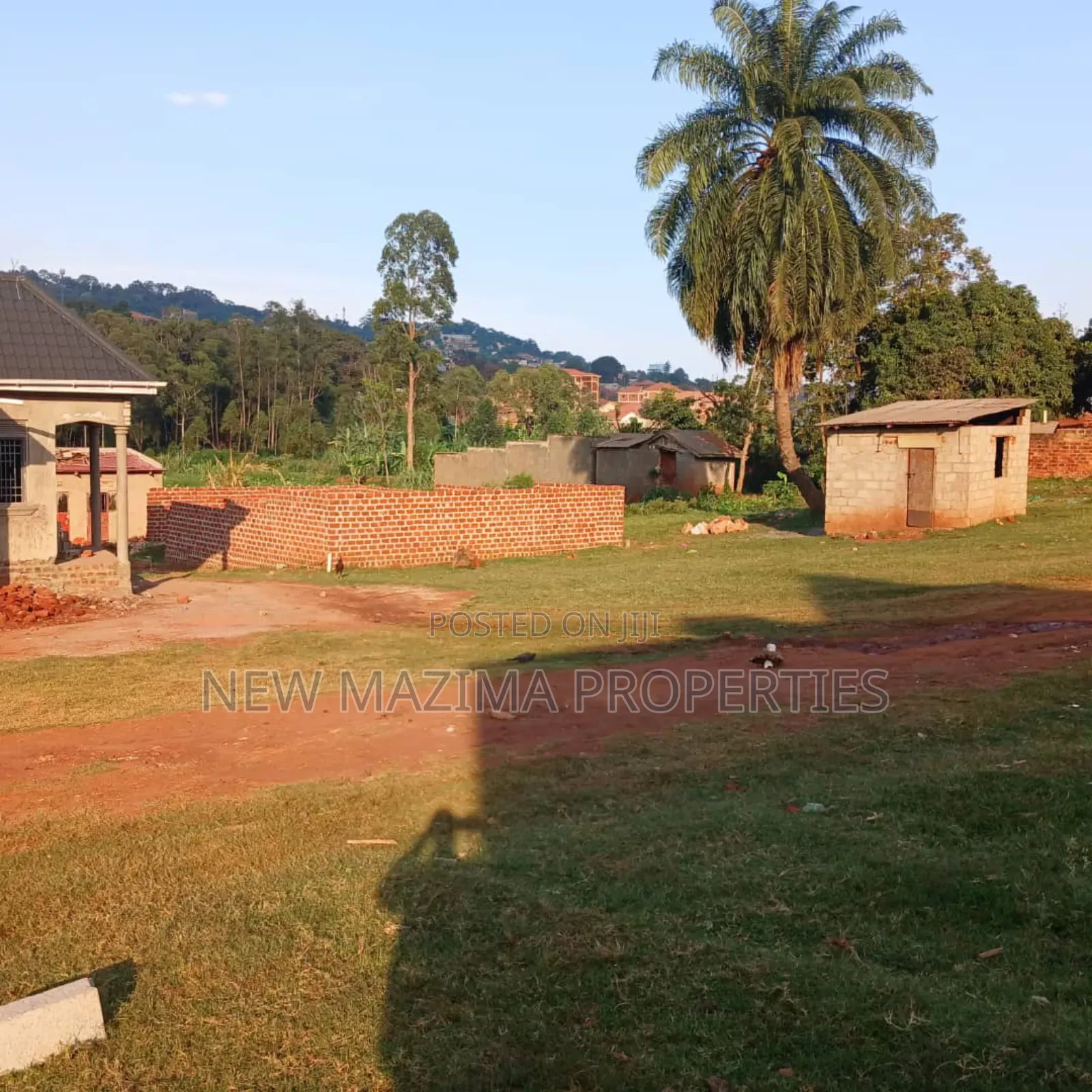 Beautiful Plot on Quicksale in Heart of Salaama Munyonyo Rd in Central Division