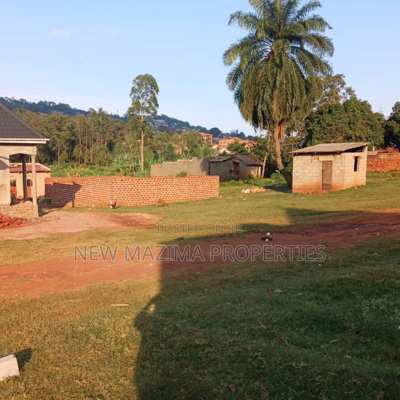 Beautiful Plot on Quicksale in Heart of Salaama Munyonyo Rd in Central Division