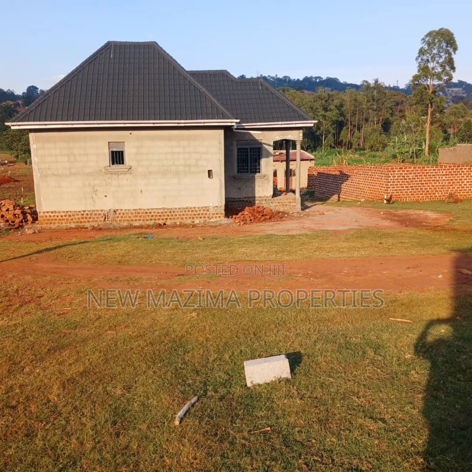 Beautiful Plot on Quicksale in Heart of Salaama Munyonyo Rd in Central Division