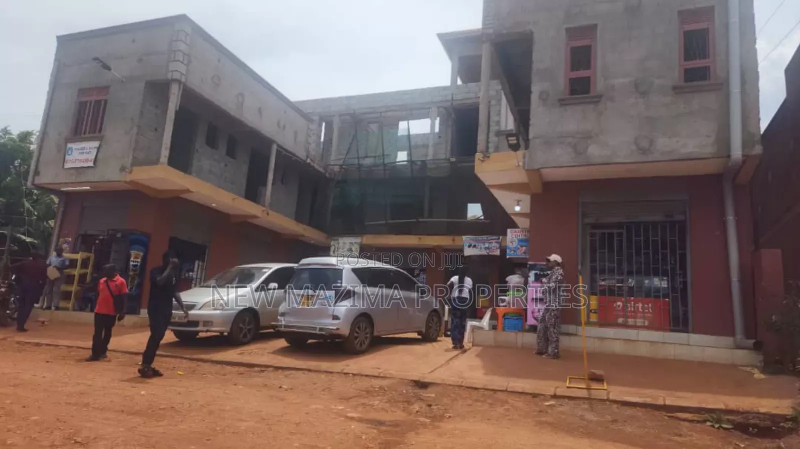 Commercia Plaza With Many Shops Selfcontained Rentals Onsale Kitende in Central Division