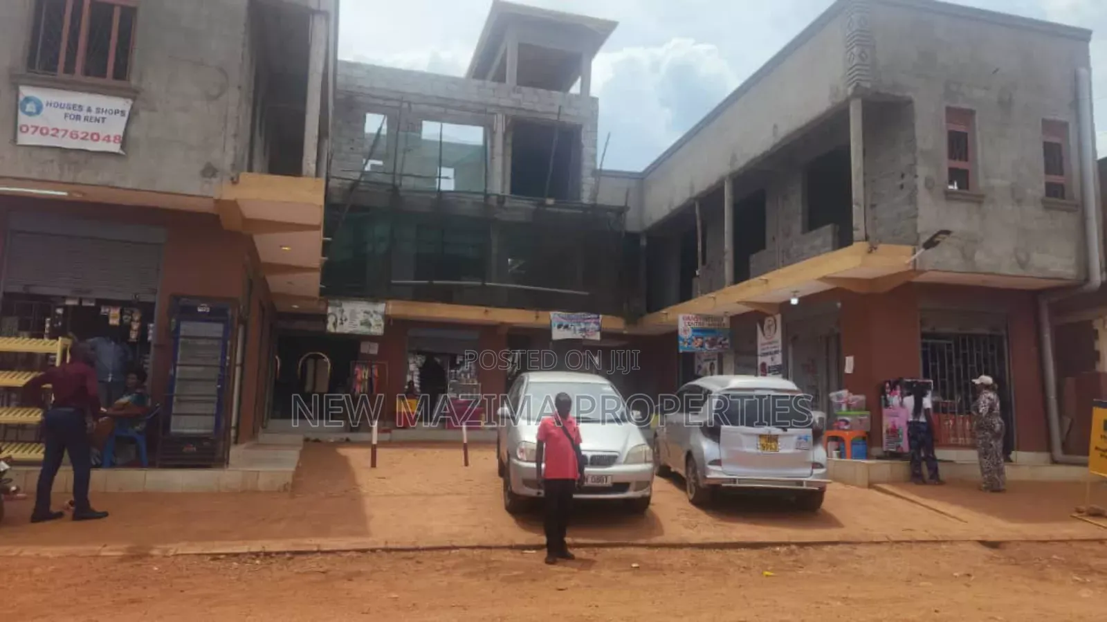 Commercia Plaza With Many Shops Selfcontained Rentals Onsale Kitende in Central Division