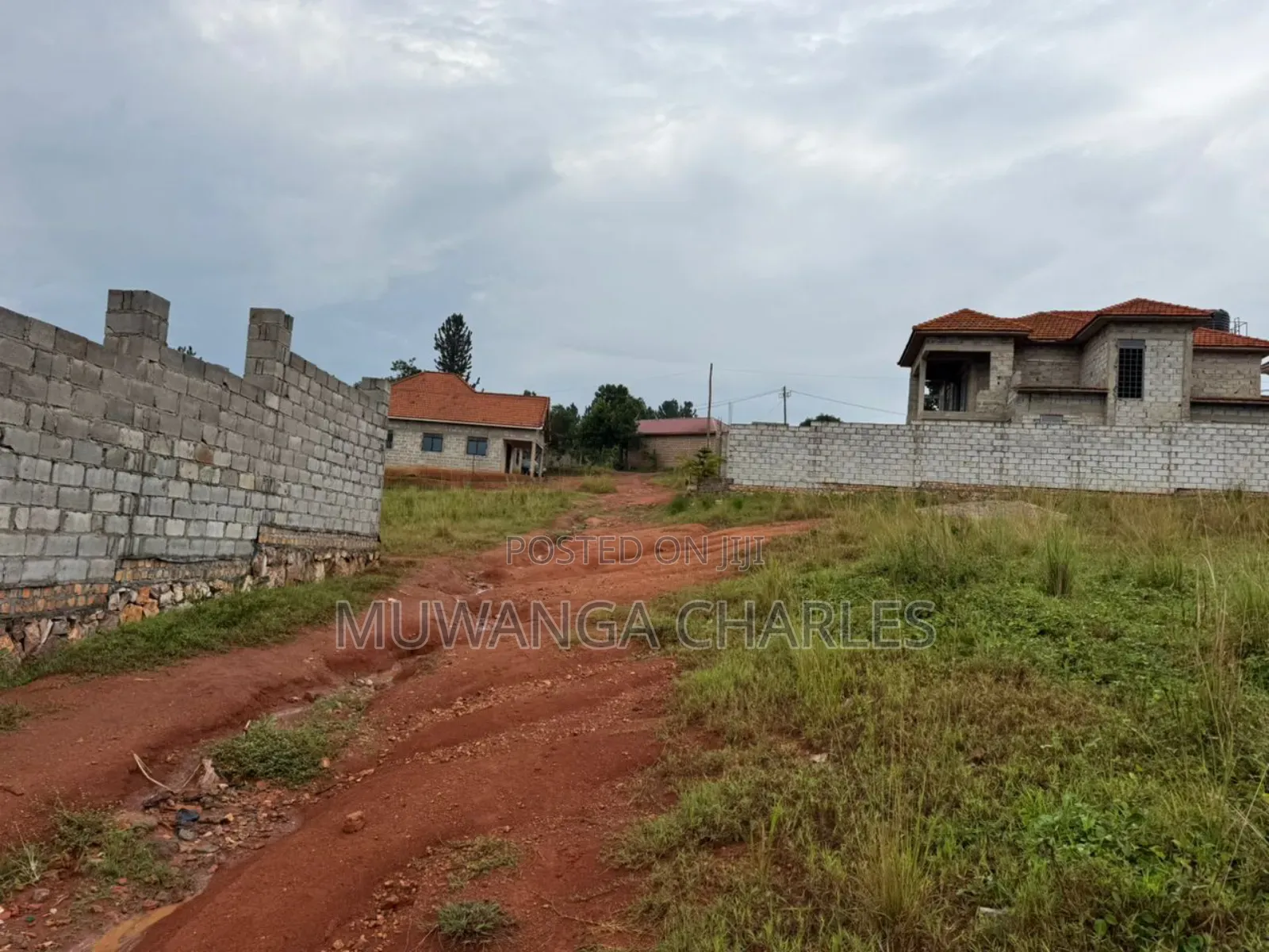 Plot on Sale in Kira in Kira