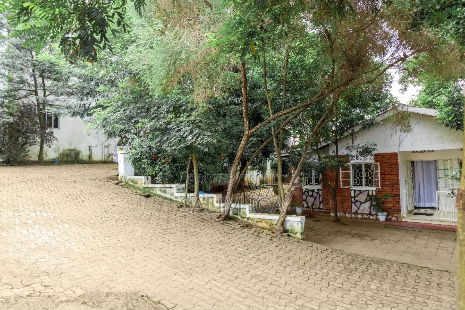 Furnished 2bdrm Bungalow in Kololo Property, Central Division for rent in Central Division