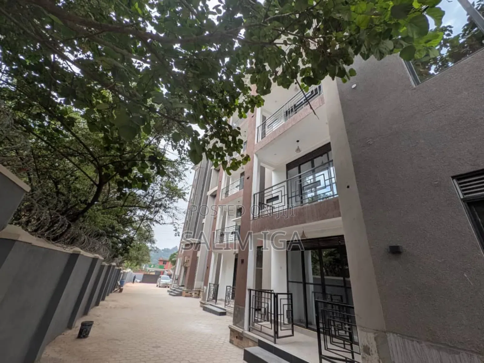20bdrm Block of Flats in Kololo Property, Central Division for rent in Central Division