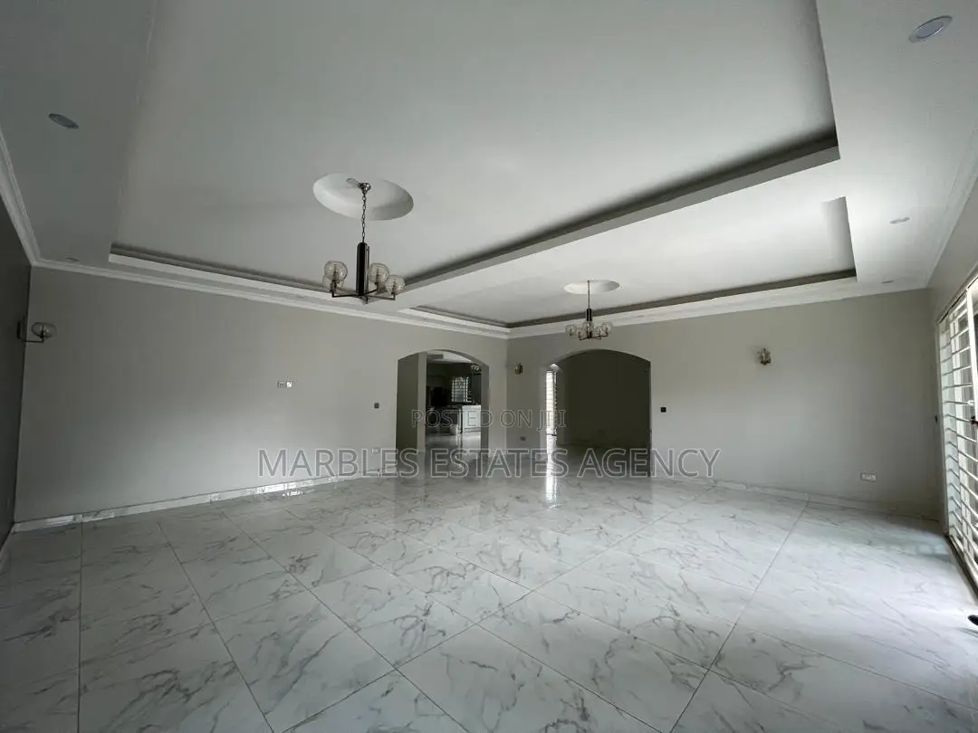 7bdrm House in Muyenga, Central Division for rent in Central Division