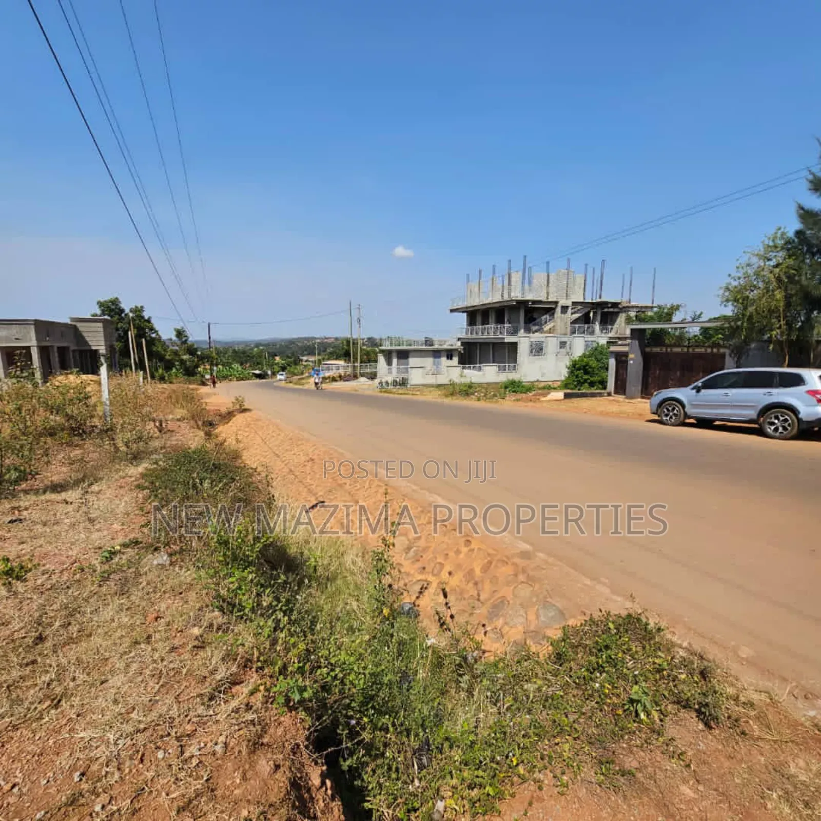 Commercial Plot Quicksale on Main of Kawuku Bwerenga Tarmac With Title in Central Division
