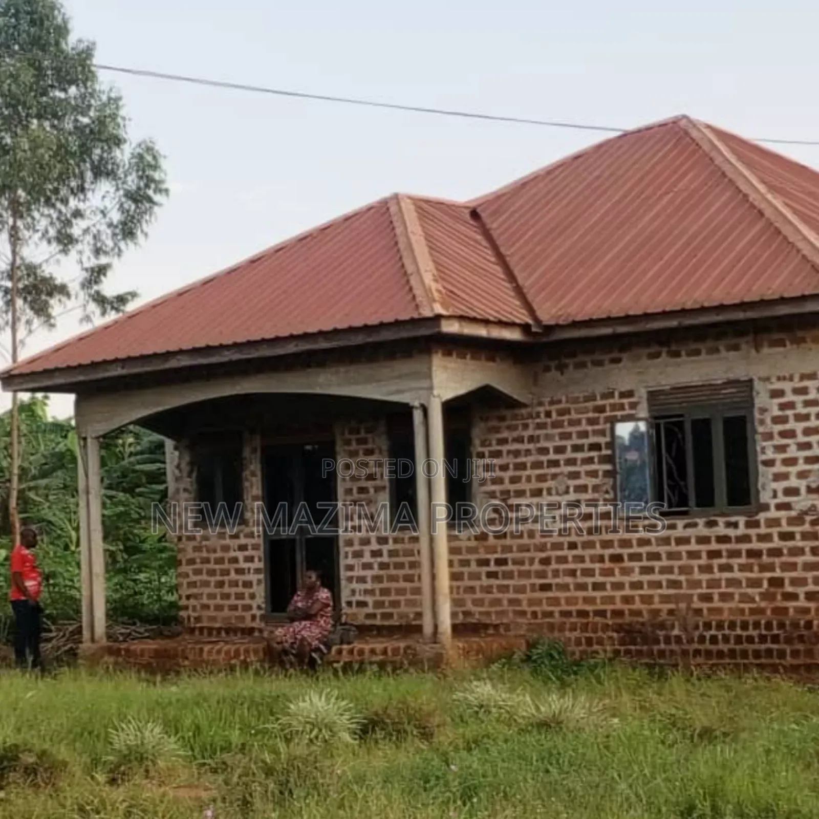 3bdrm Bungalow In Kasangati Kiti, Central Division For Sale in Central Division