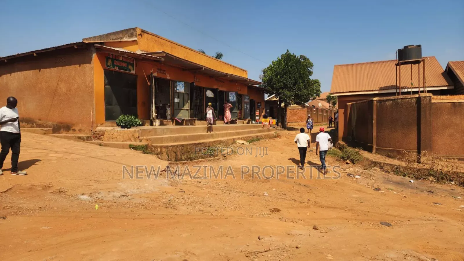 Commarcial Shops on Quick Sale in Heart of Najjanankumbi Ntebe Rd in Central Division