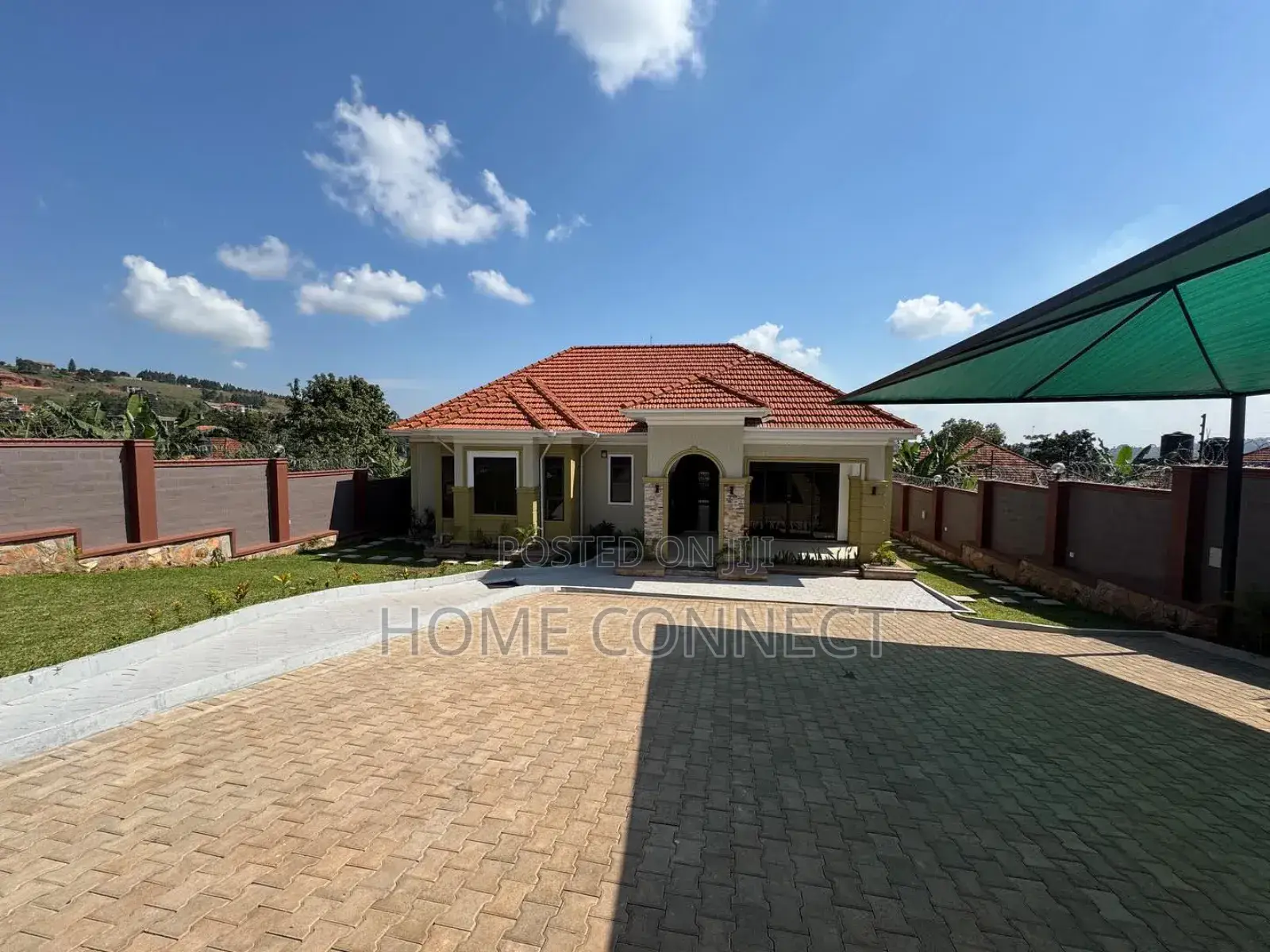 4bdrm Bungalow in Najjera 2, Central Division for sale in Central Division