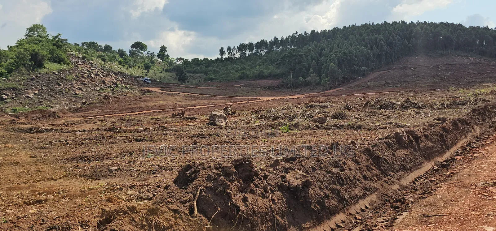 Hot Sale Plots (50×100sized) Titled at Kakiri Gobero Hoima Road in Kakiri