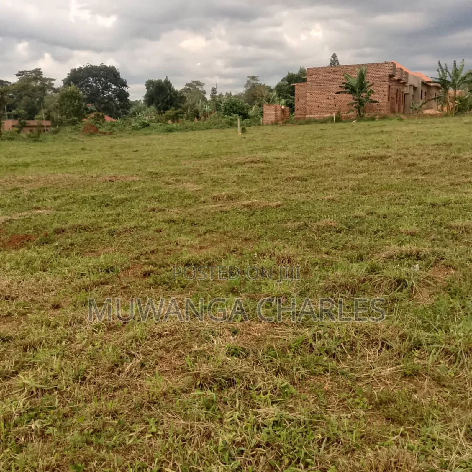 Plot on Quick Sale in Masoli in Kira