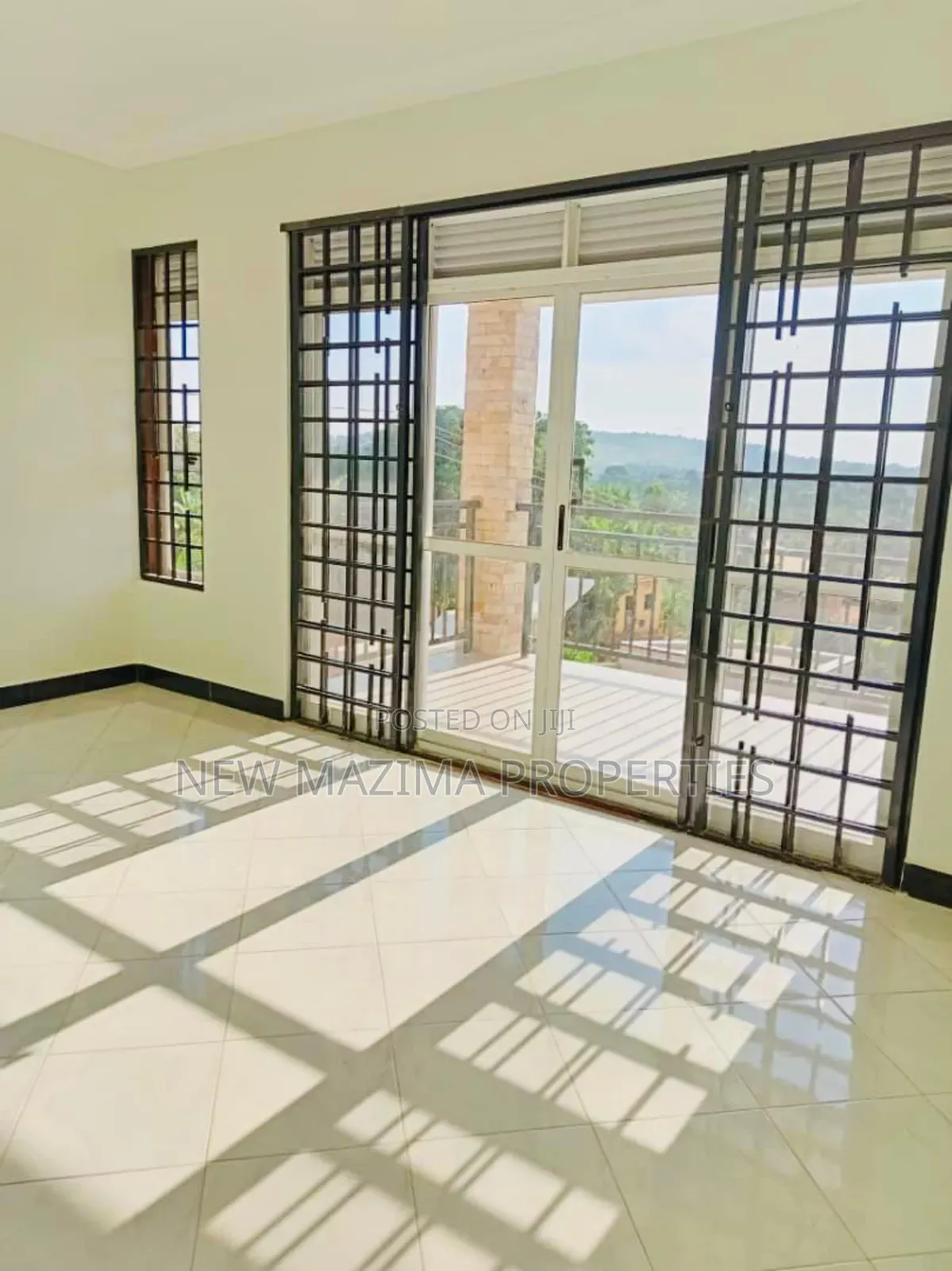 Mini Flat in Kitende Ntebe Rd, Central Division for sale in Central Division