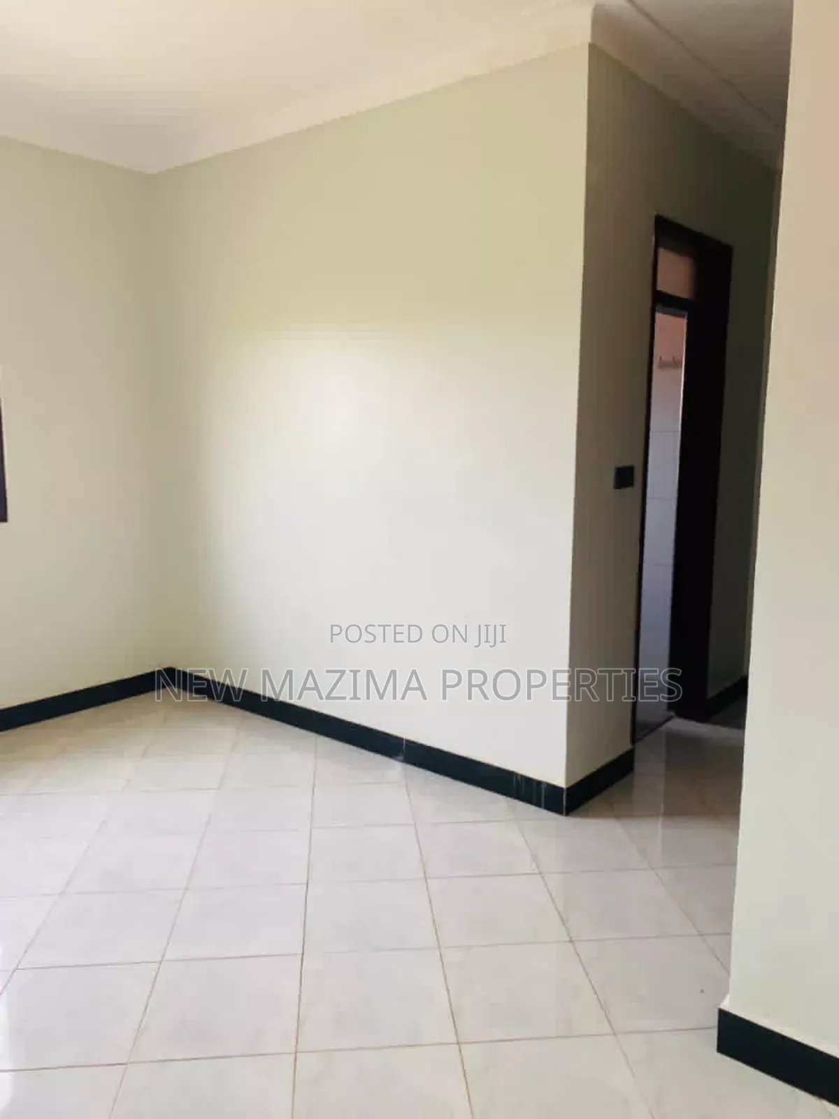 Mini Flat in Kitende Ntebe Rd, Central Division for sale in Central Division