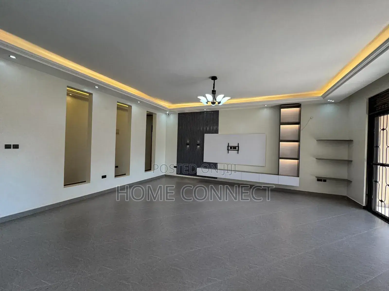 4bdrm Bungalow in Muyenga, Central Division for rent in Central Division