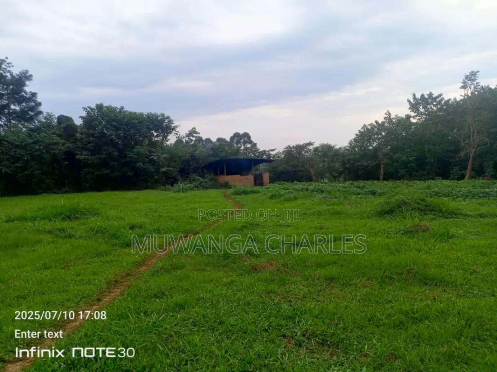 Hot Deal 1acre of on Quick Sale in Kawanda in Central Division