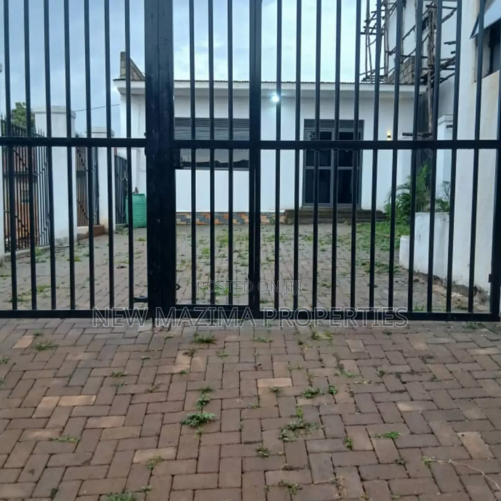 3bdrm House in Namasuba Town, Central Division for sale in Central Division