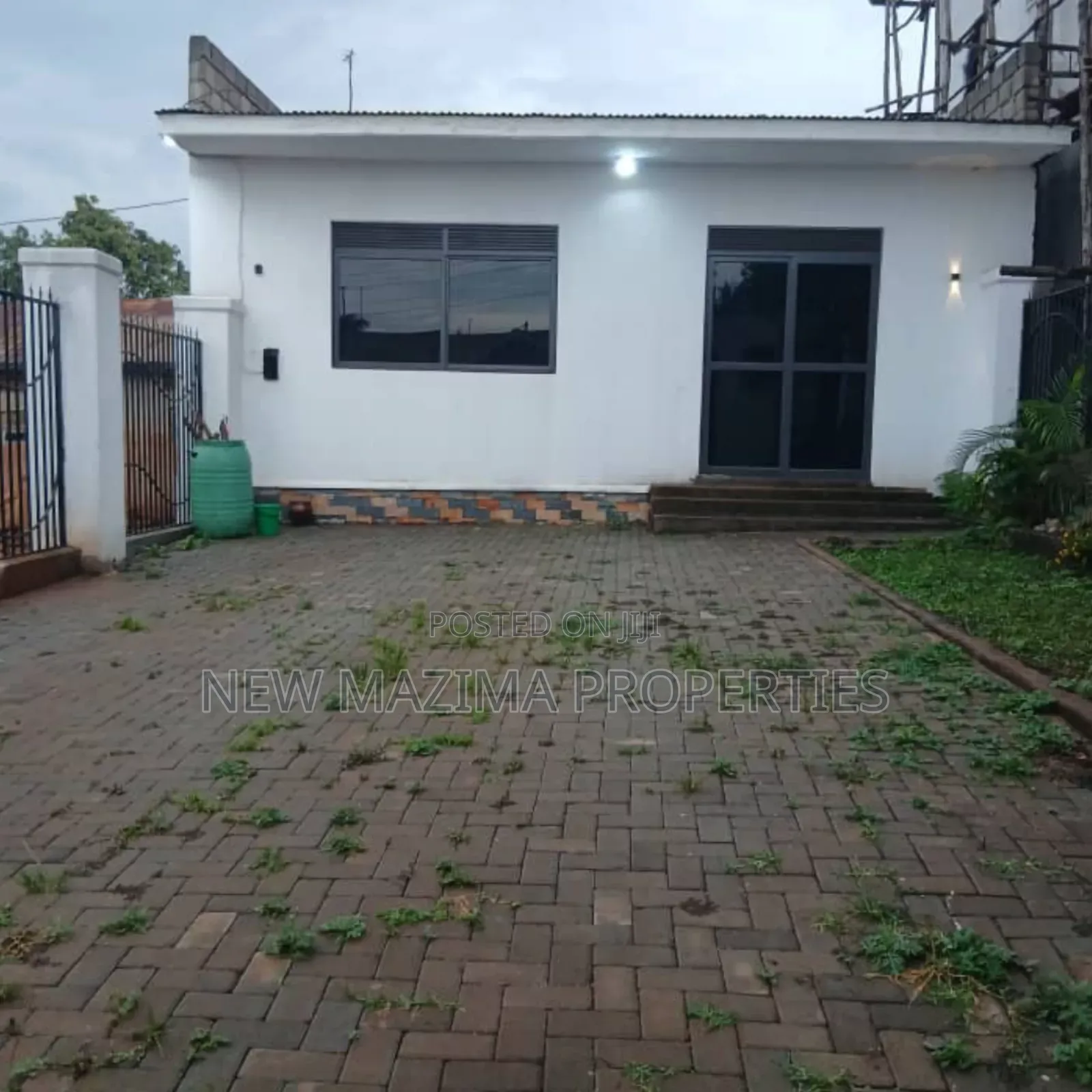 3bdrm House in Namasuba Town, Central Division for sale in Central Division