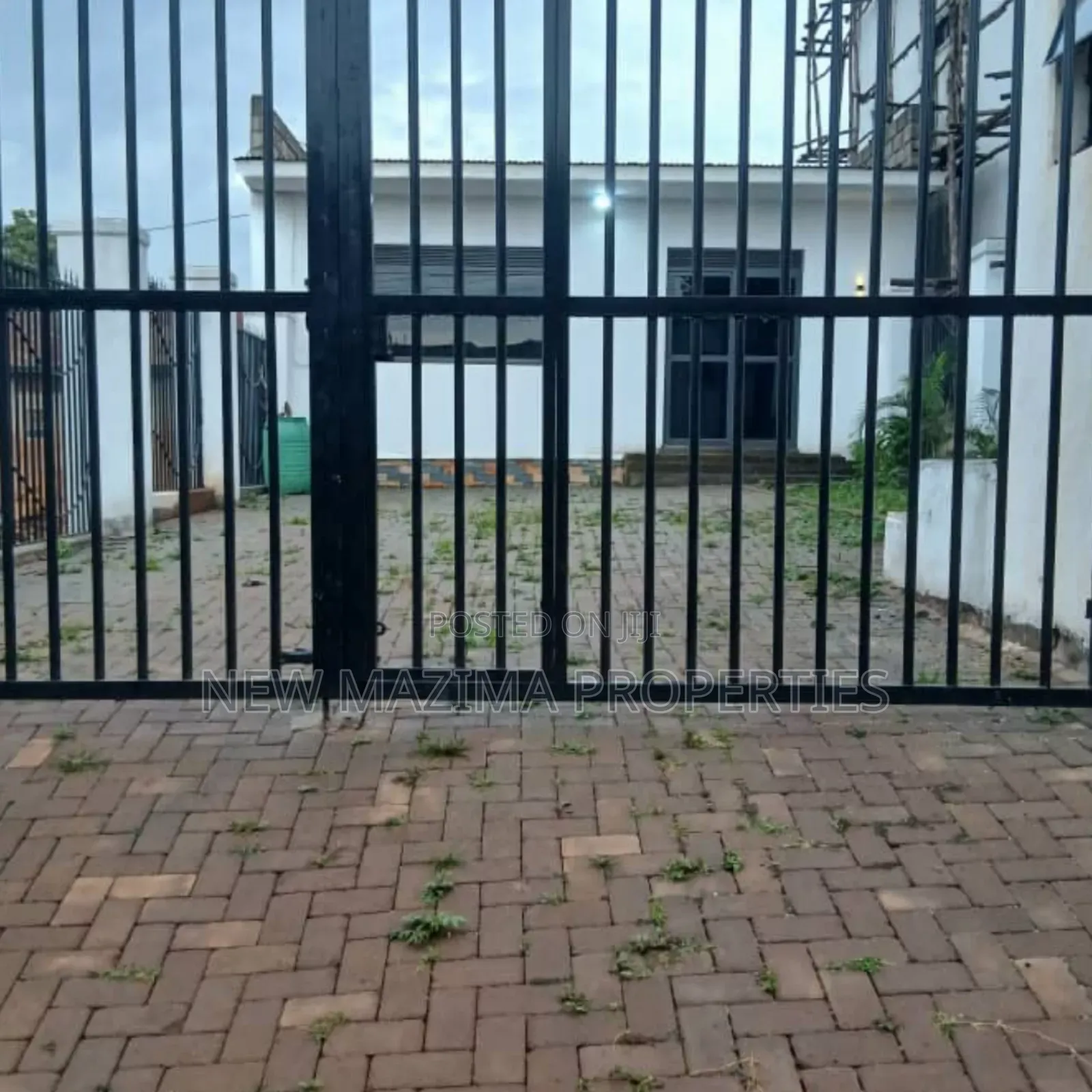 3bdrm House in Namasuba Town, Central Division for sale in Central Division