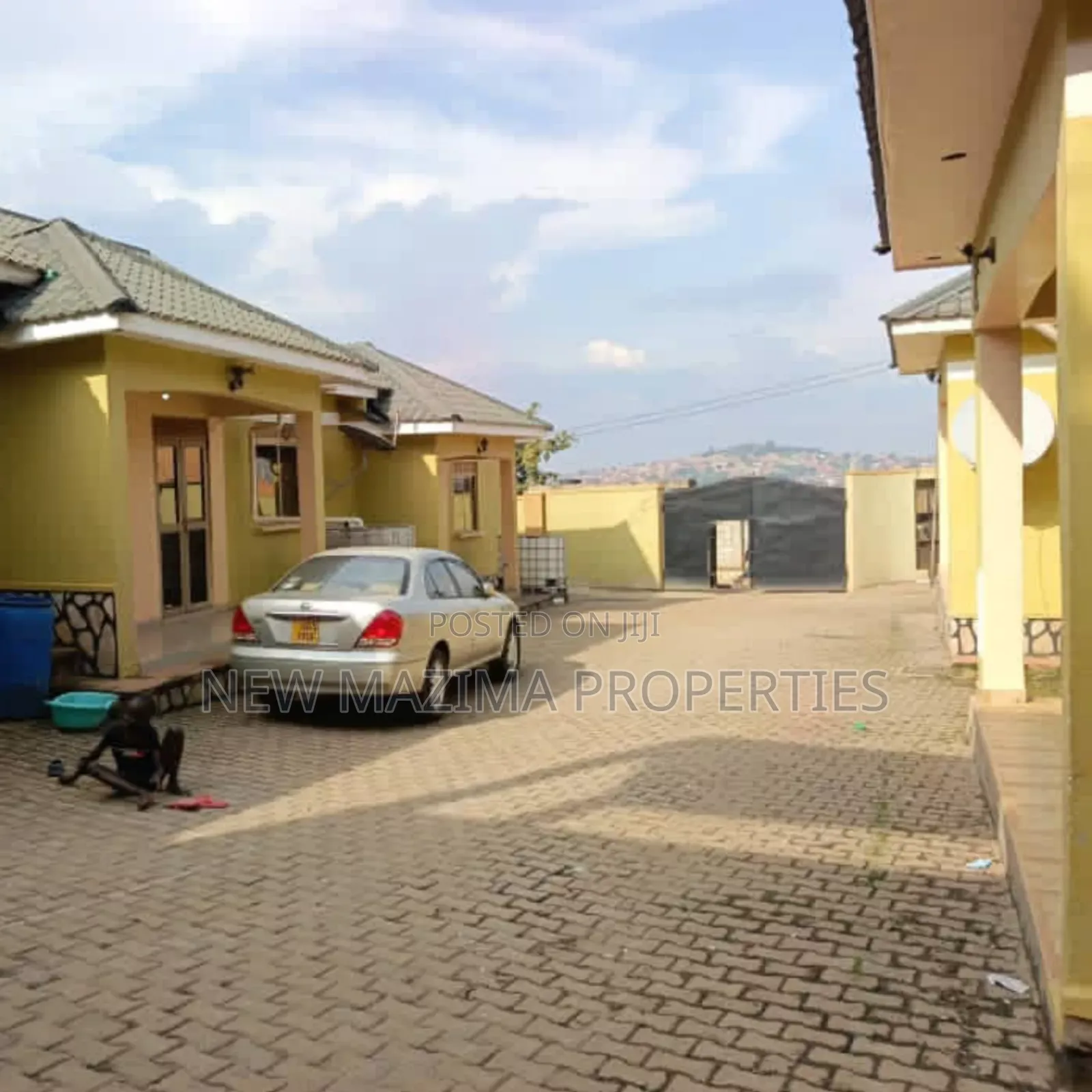 20bdrm House in Nansana Town, Central Division for sale in Central Division