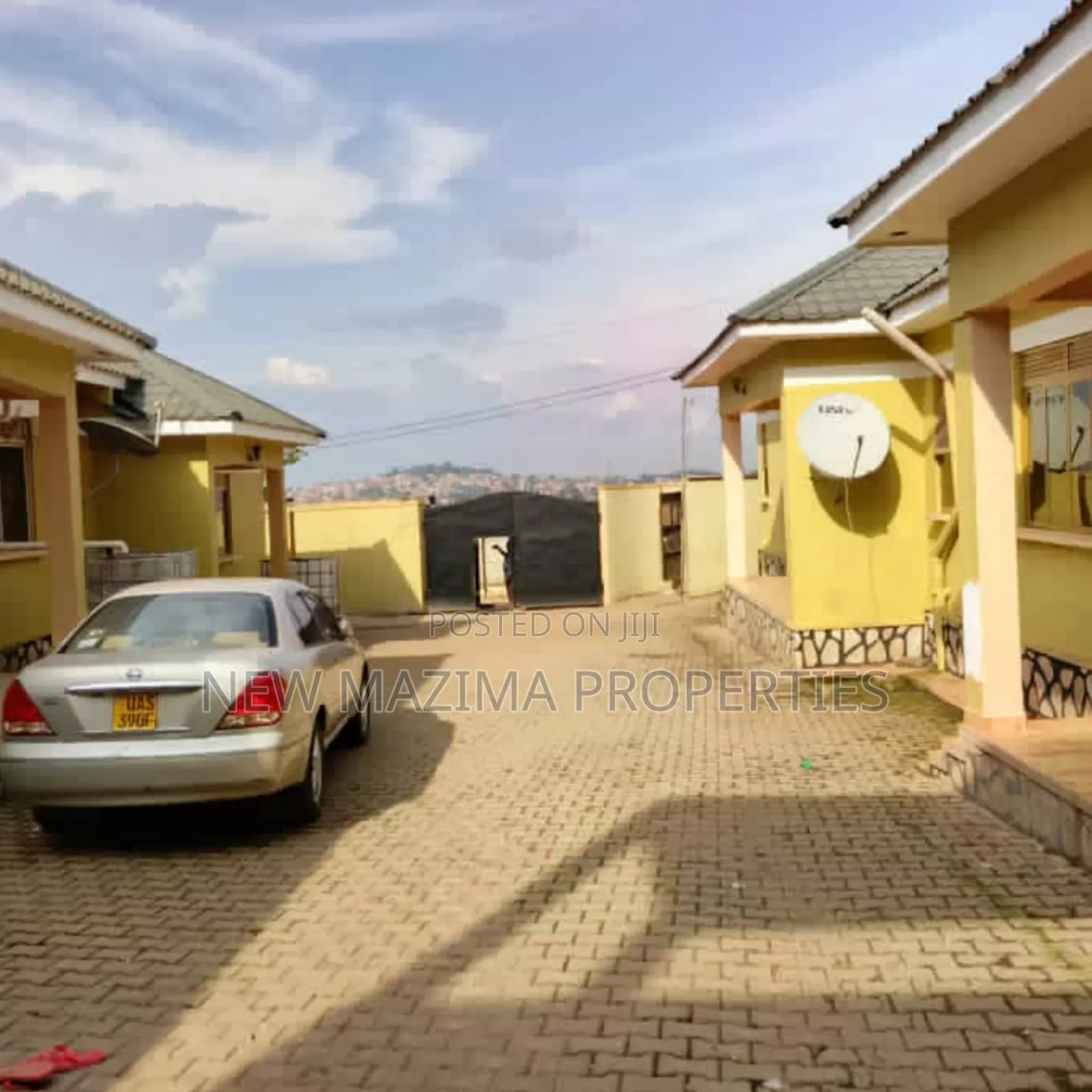 20bdrm House in Nansana Town, Central Division for sale in Central Division