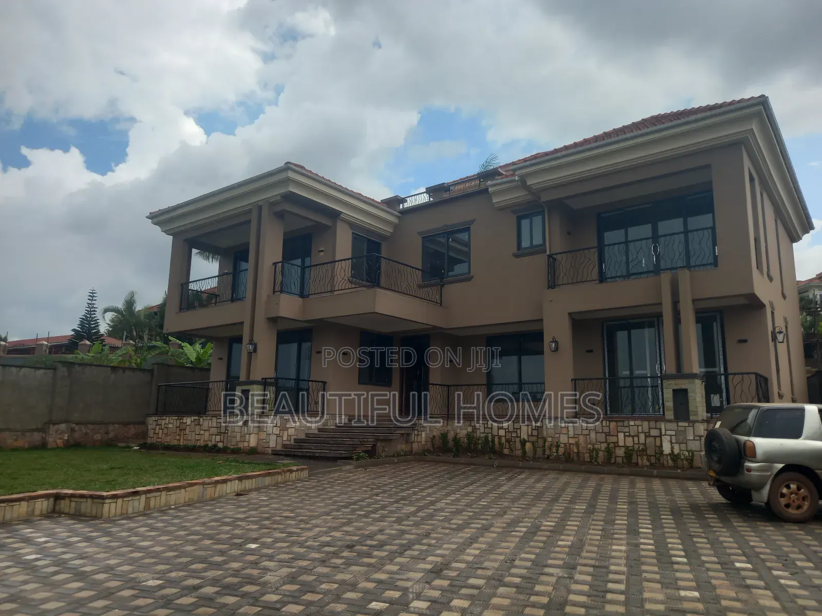 Furnished 6bdrm Mansion in Bunga, Makindye for sale in Makindye