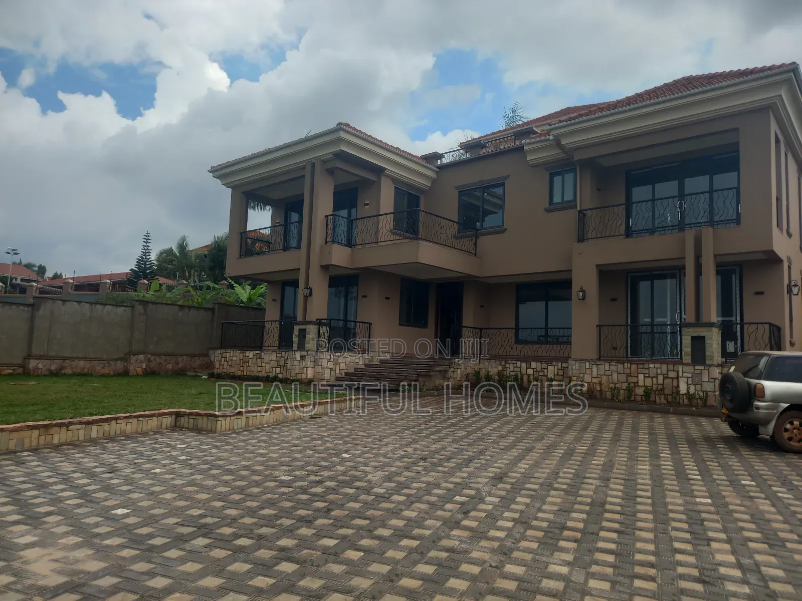 Furnished 6bdrm Mansion in Bunga, Makindye for sale in Makindye