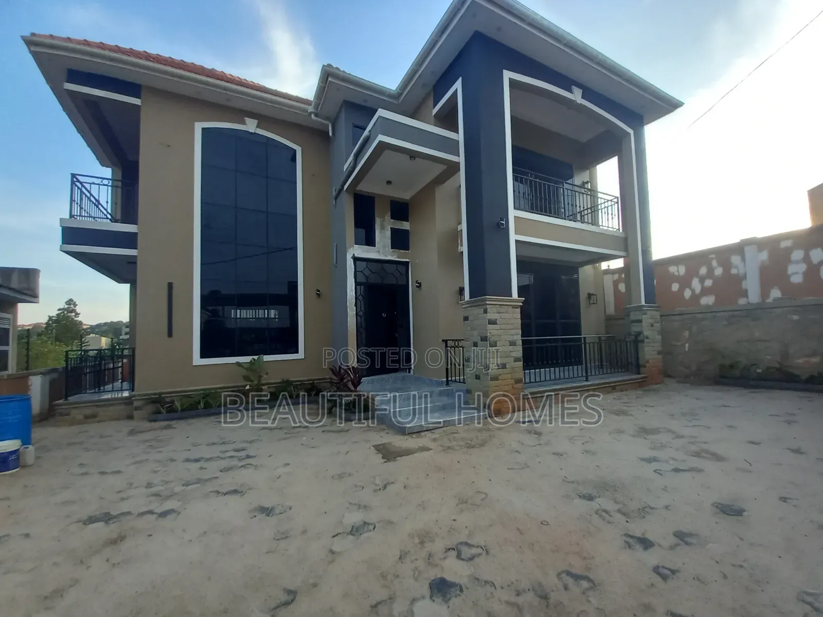 Furnished 5bdrm Mansion in Kyanja, Central Division for sale in Central Division