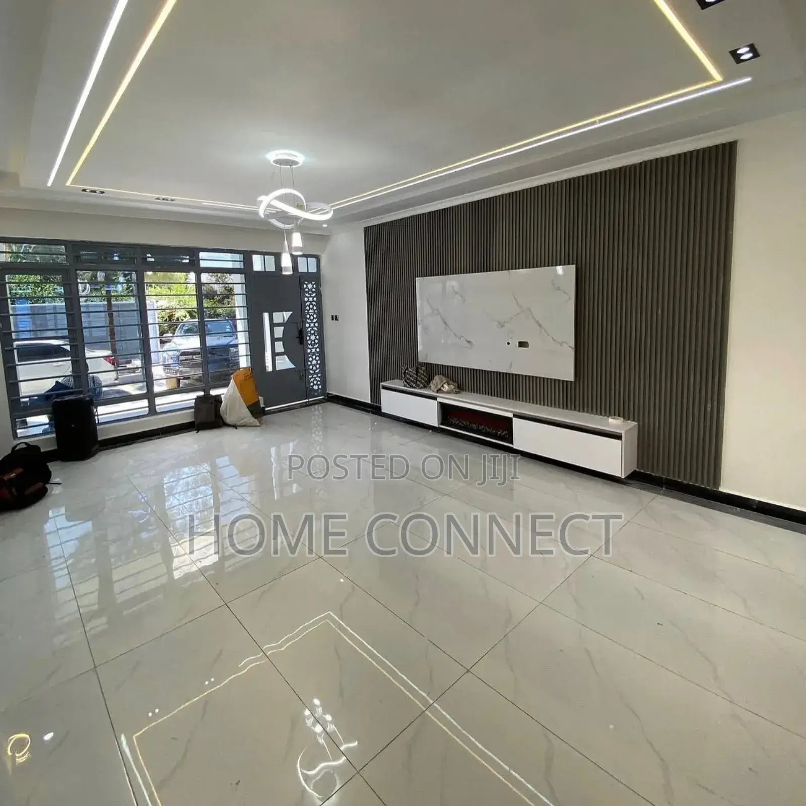 5bdrm Villa in Muyenga, Central Division for sale in Central Division