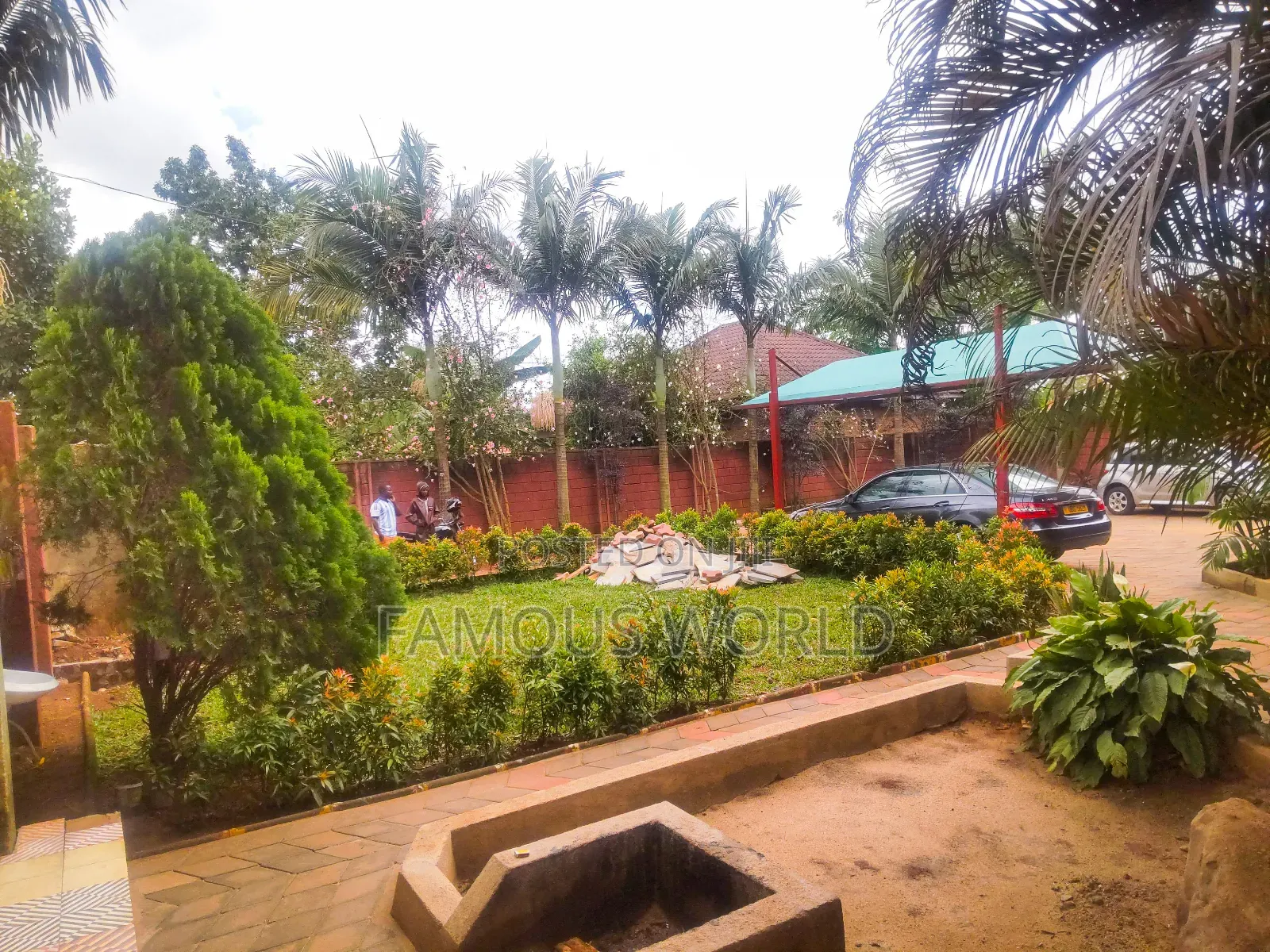 Furnished 8bdrm Mansion in Entebbe Katabi for sale in Katabi