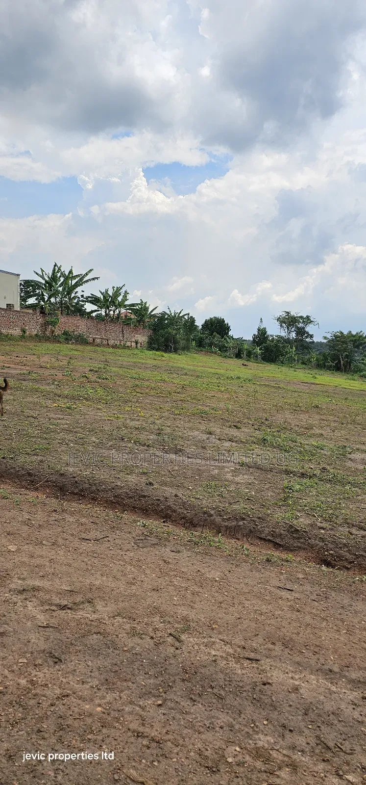 Kakiri Nampunge Estate in Kakiri