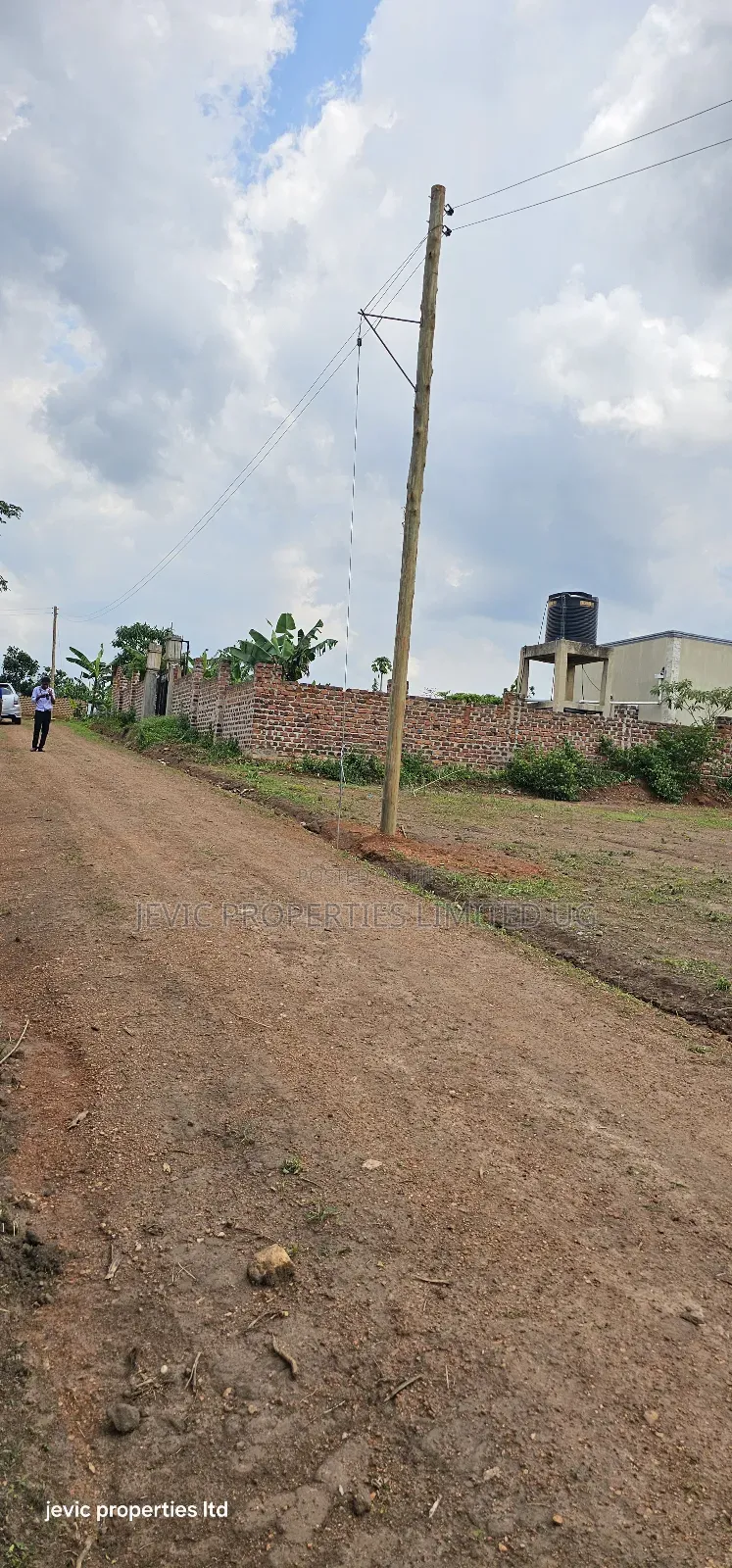 Kakiri Nampunge Estate in Kakiri