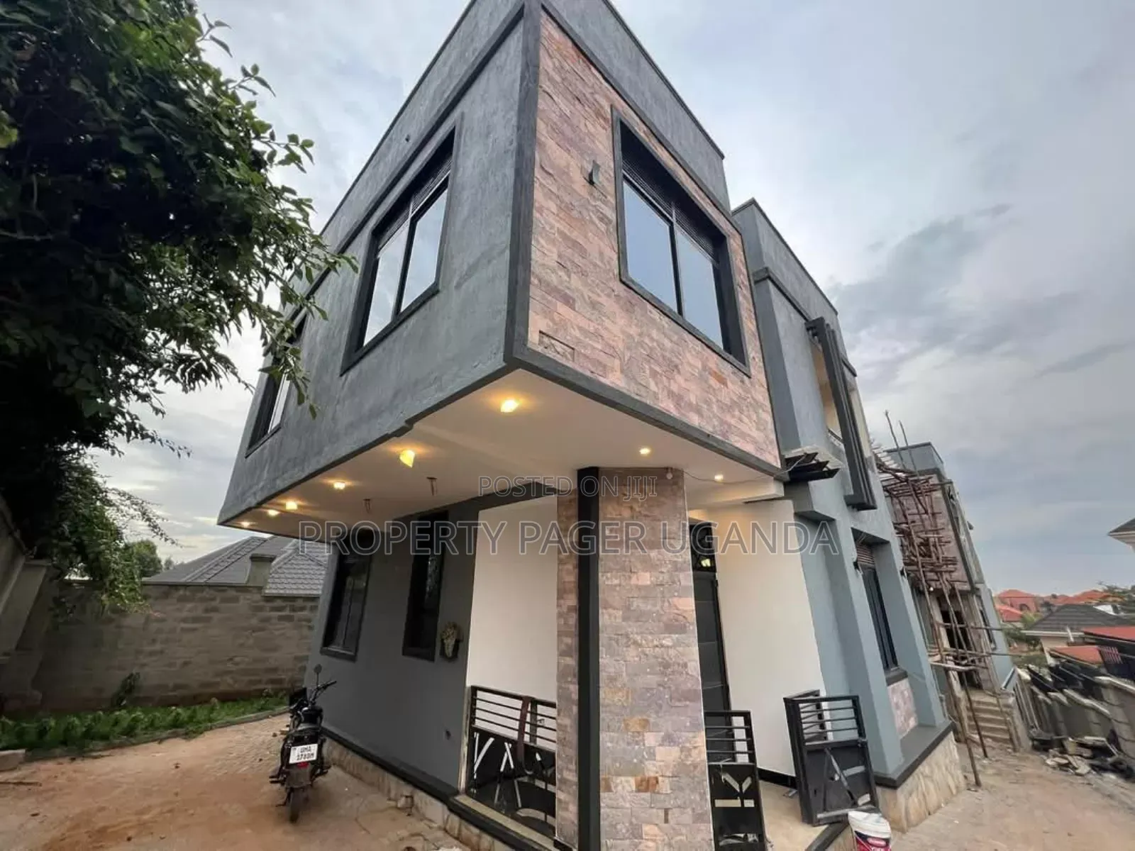 4bdrm Duplex in Kulambiro-Kungu Ring, Nakawa for sale in Nakawa