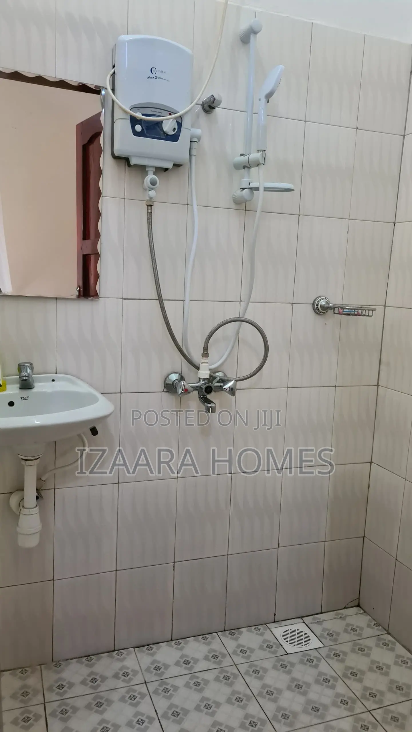1bdrm Bedsitter in Blt Guest House, Kasese for rent in Kasese