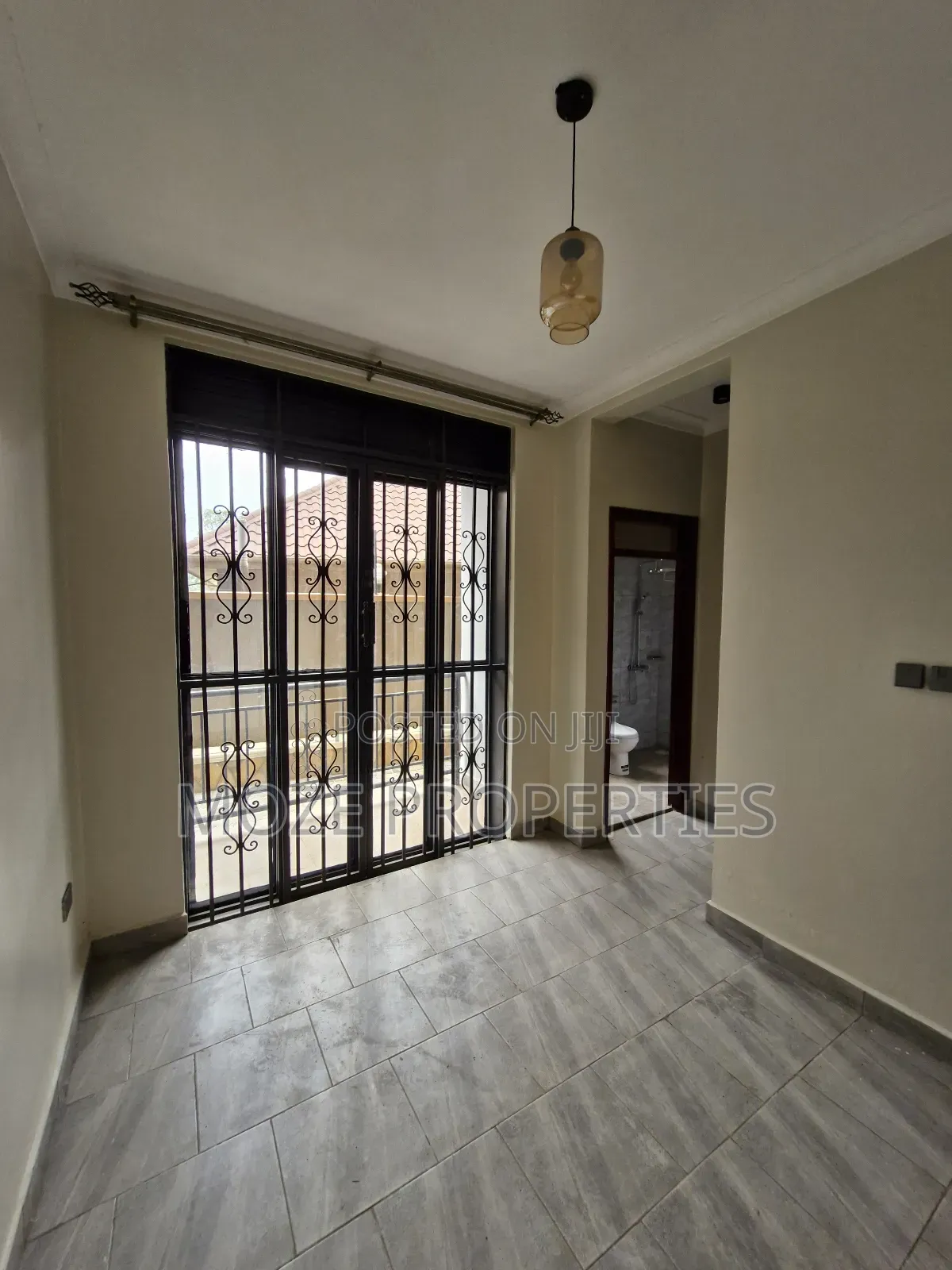2bdrm Apartment in Kyaliwajala, Central Division for rent in Central Division