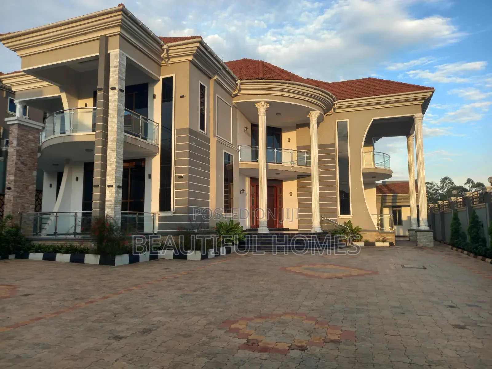 Furnished 6bdrm Duplex in Kira for sale in Kira