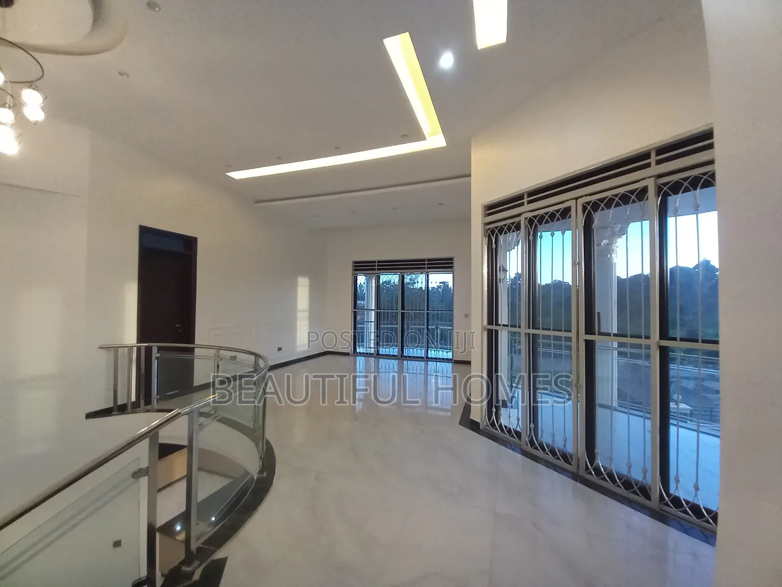 Furnished 6bdrm Duplex in Kira for sale in Kira
