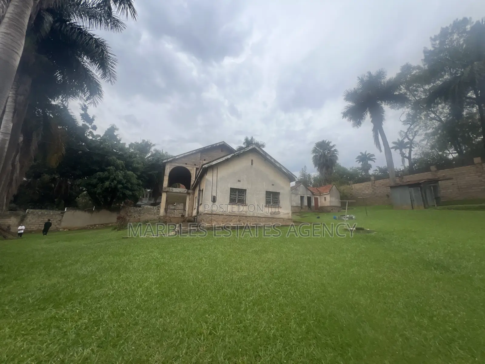 5bdrm House in Kololo, Central Division for sale in Central Division