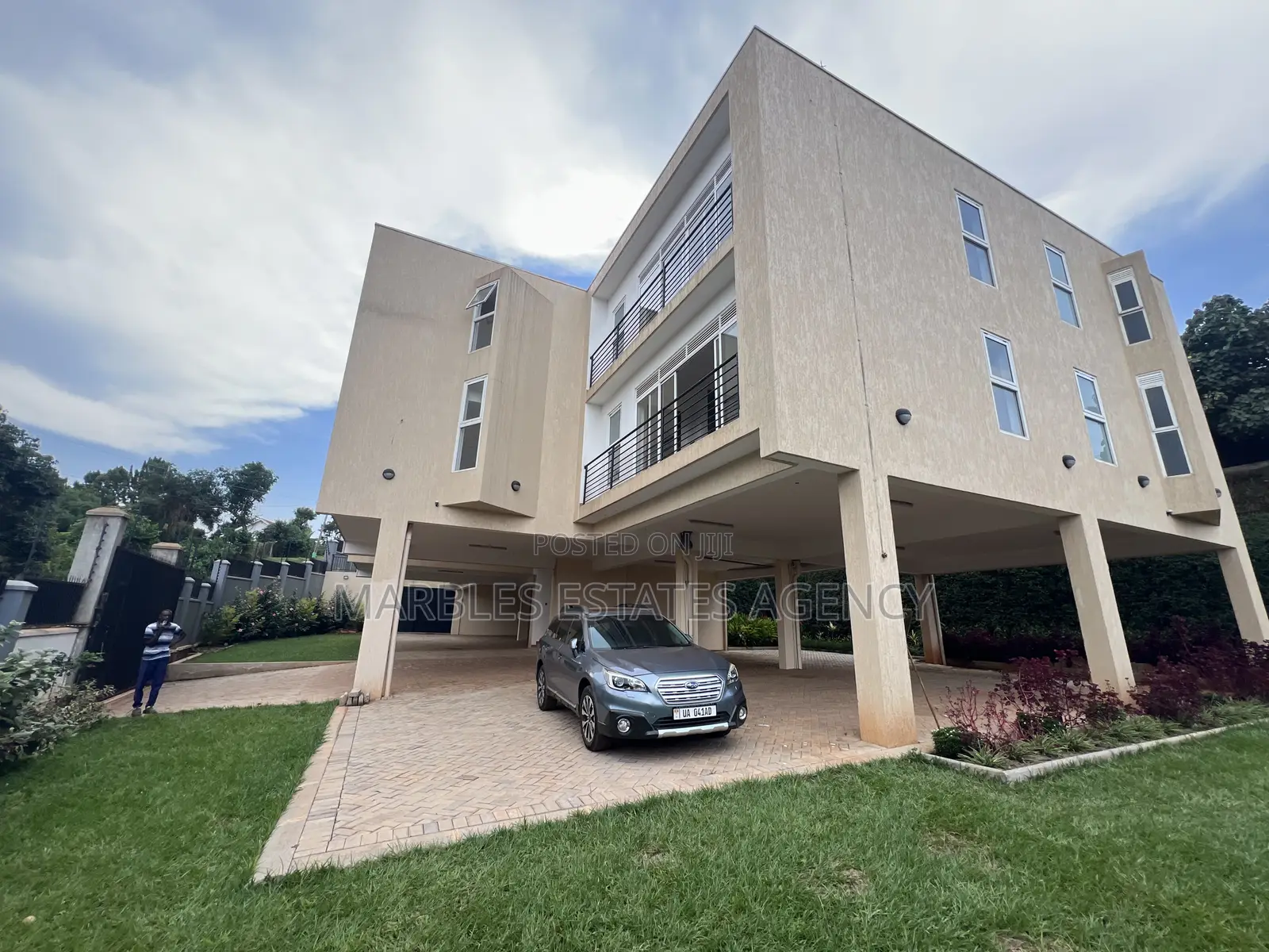 11bdrm Apartment in Mbuya, Central Division for rent in Central Division