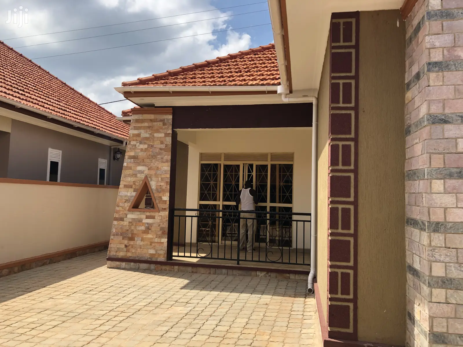 Kira Posh Modern Home on Sale in Kampala