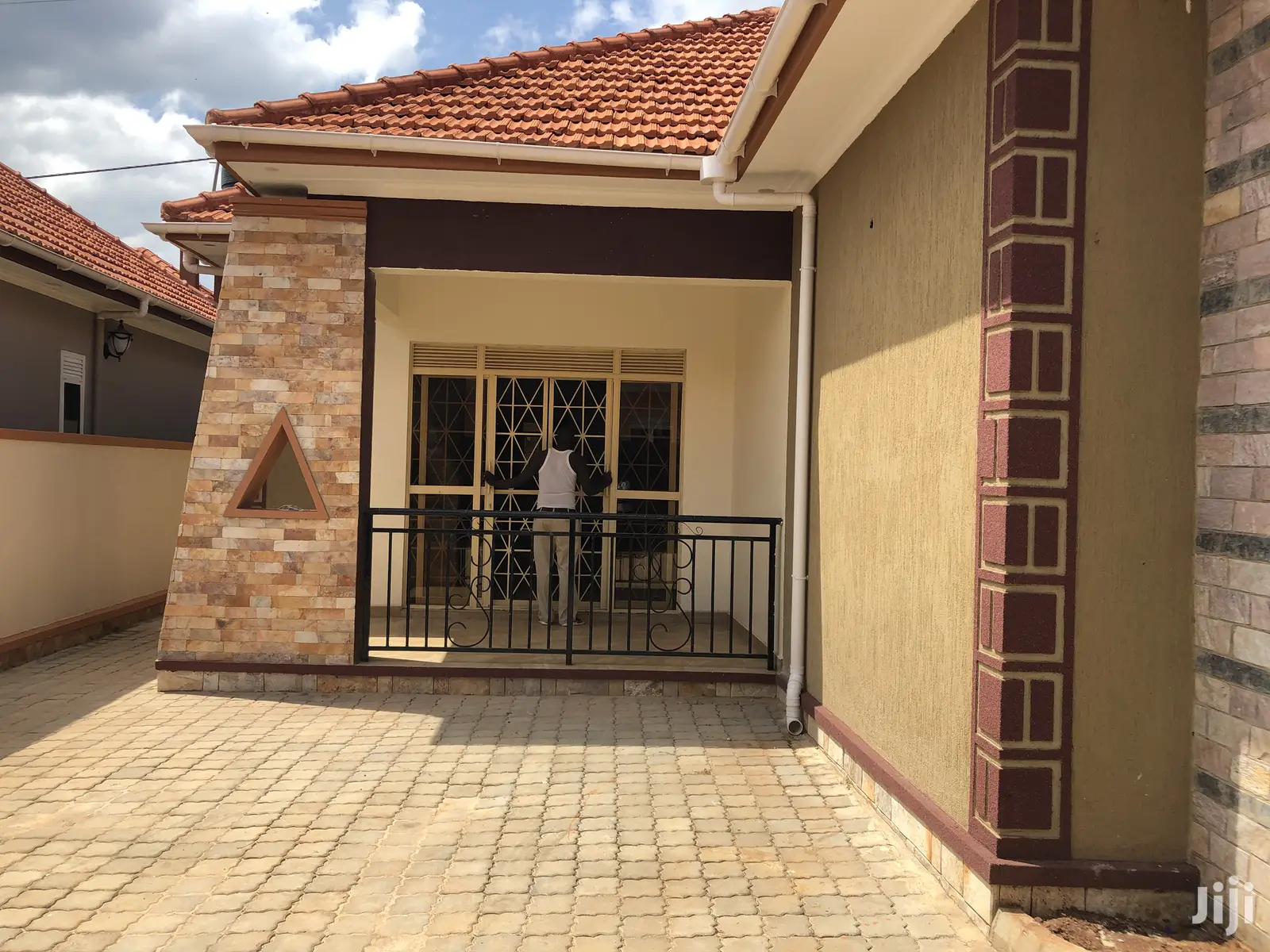 Kira Posh Modern Home on Sale in Kampala