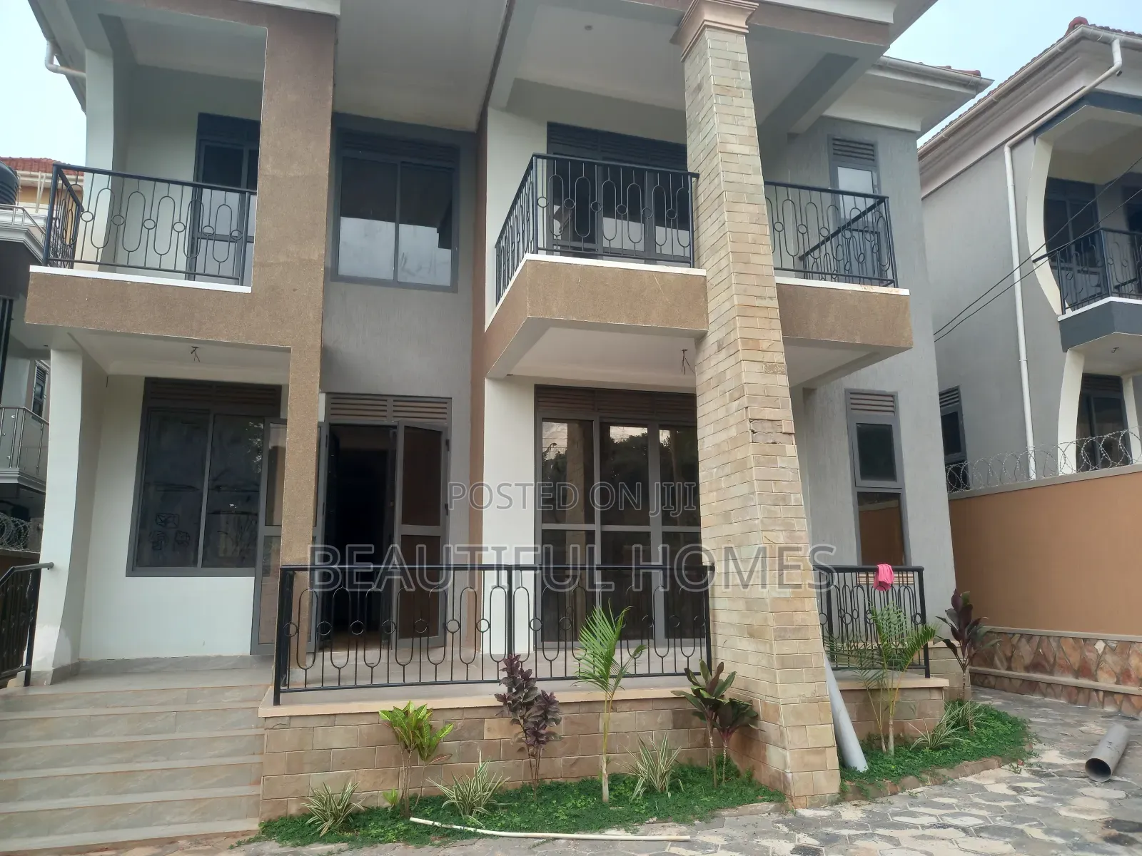 Furnished 5bdrm House in Kira Town for sale in Kira