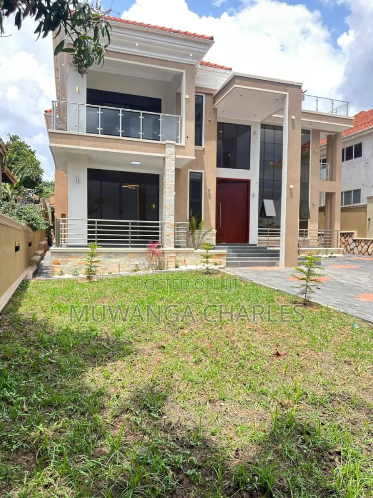 5bdrm Duplex in Fs Properties Ltd, Kira for sale in Kira