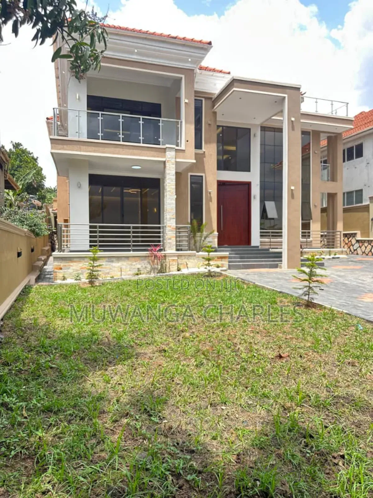 5bdrm Duplex in Fs Properties Ltd, Kira for sale in Kira