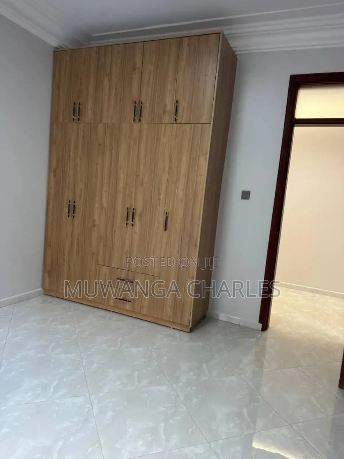5bdrm Duplex in Fs Properties Ltd, Kira for sale in Kira