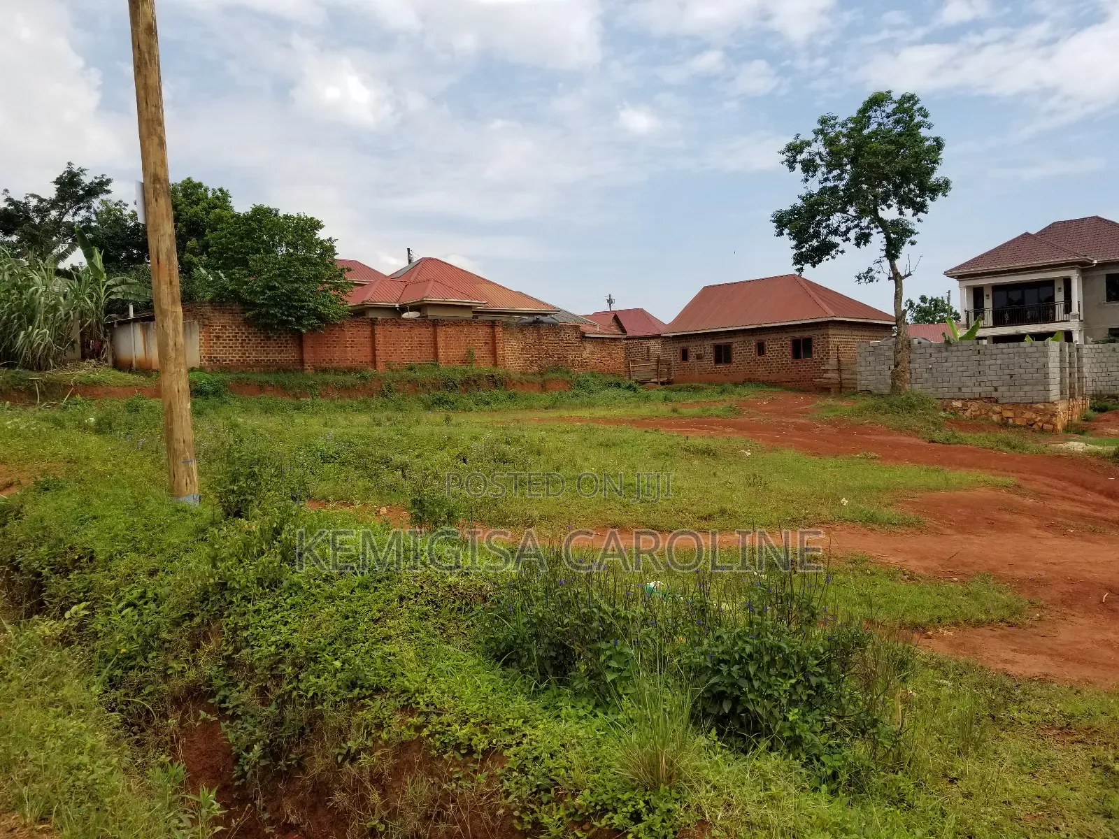 100 * 120 Ft Titled Plot for Sale in Bulenga in Wakiso / Wakiso