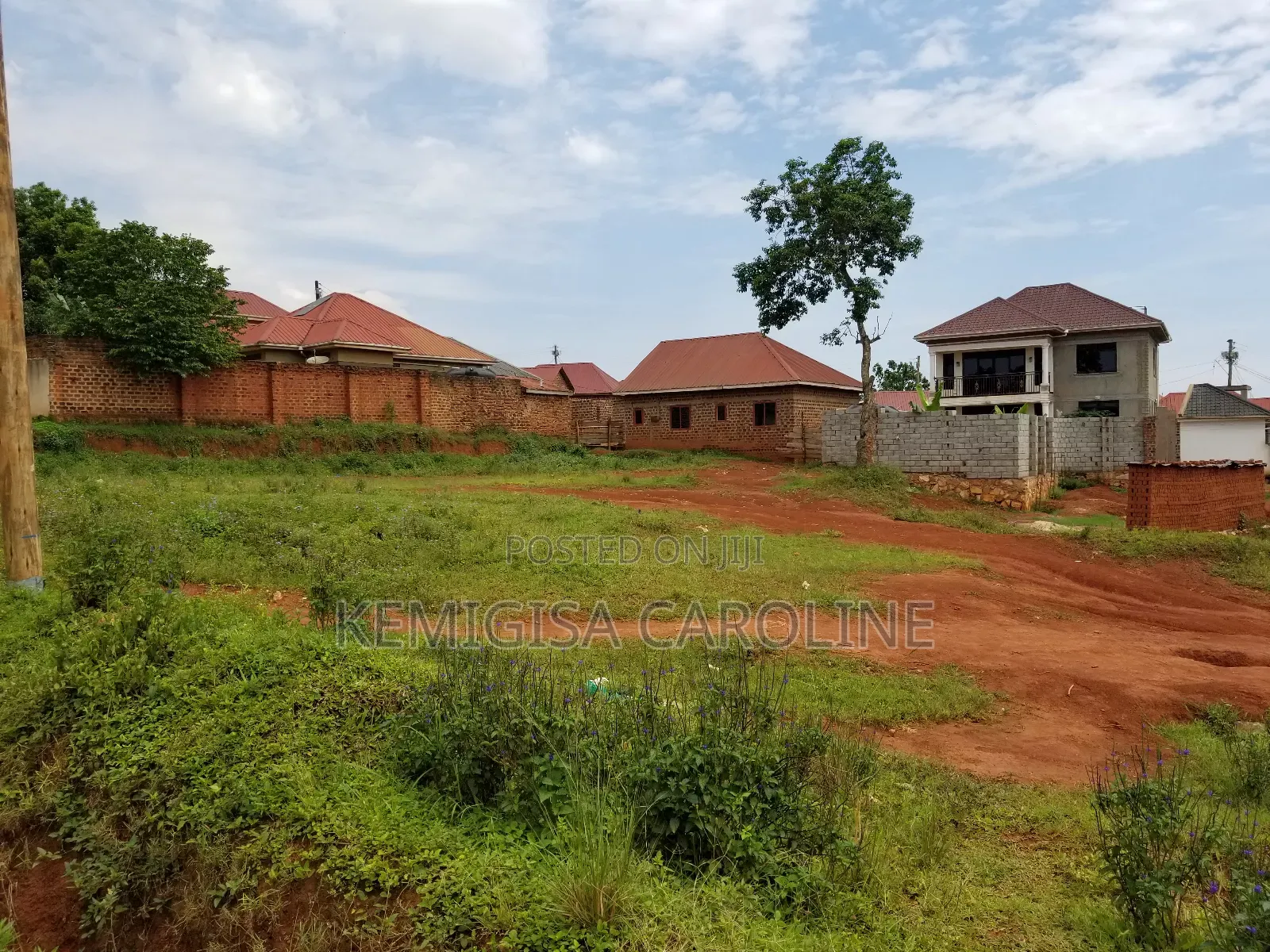 100 * 120 Ft Titled Plot for Sale in Bulenga in Wakiso / Wakiso