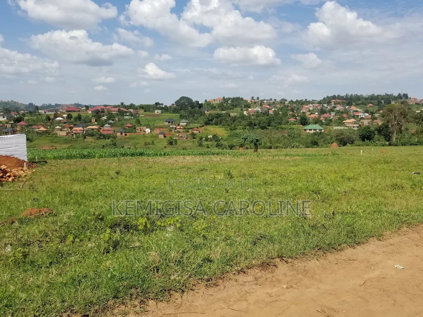 50 * 100 Ft Titled Plots for Sale in Buloba in Wakiso / Wakiso