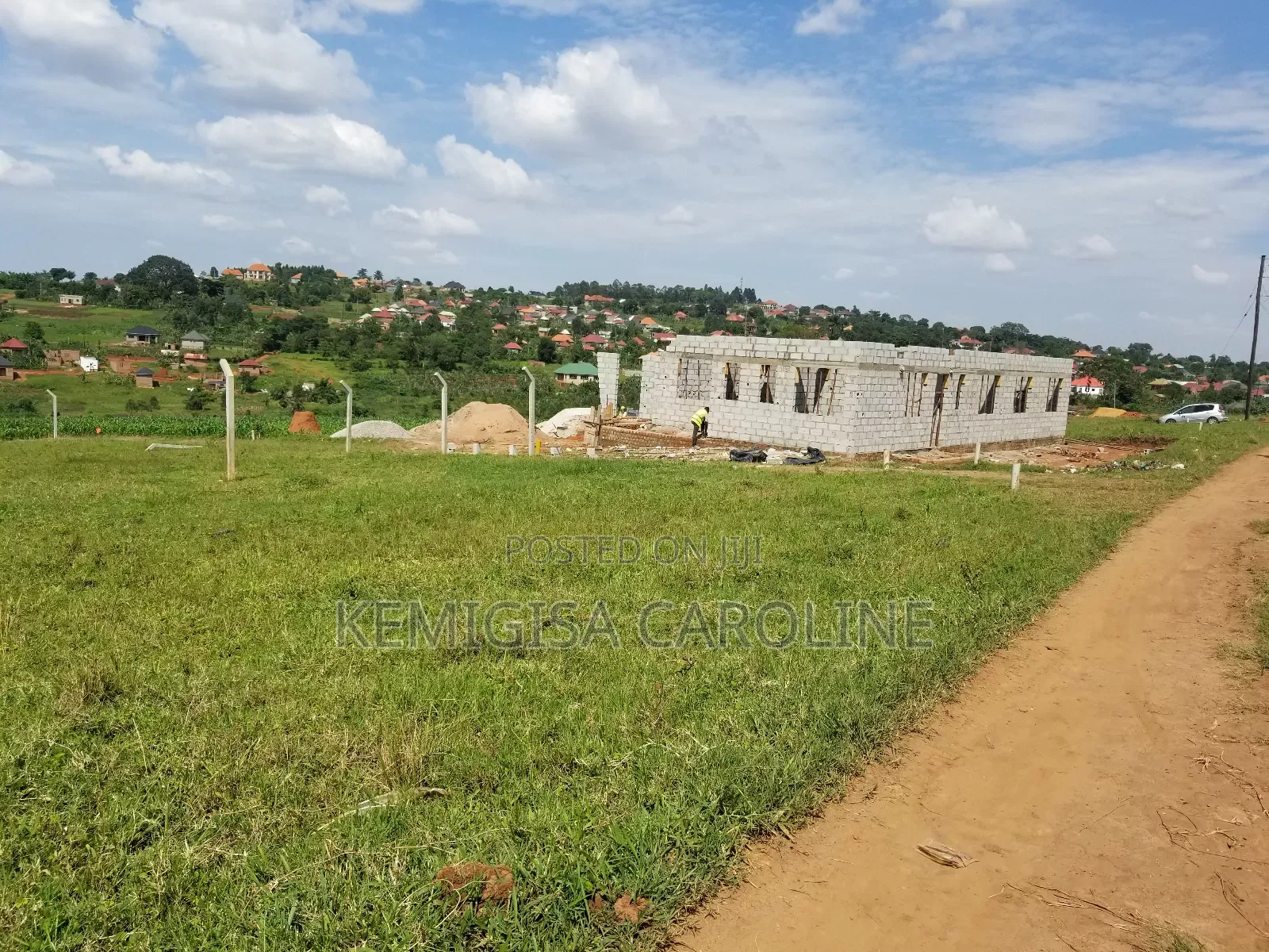 50 * 100 Ft Titled Plots for Sale in Buloba in Wakiso / Wakiso