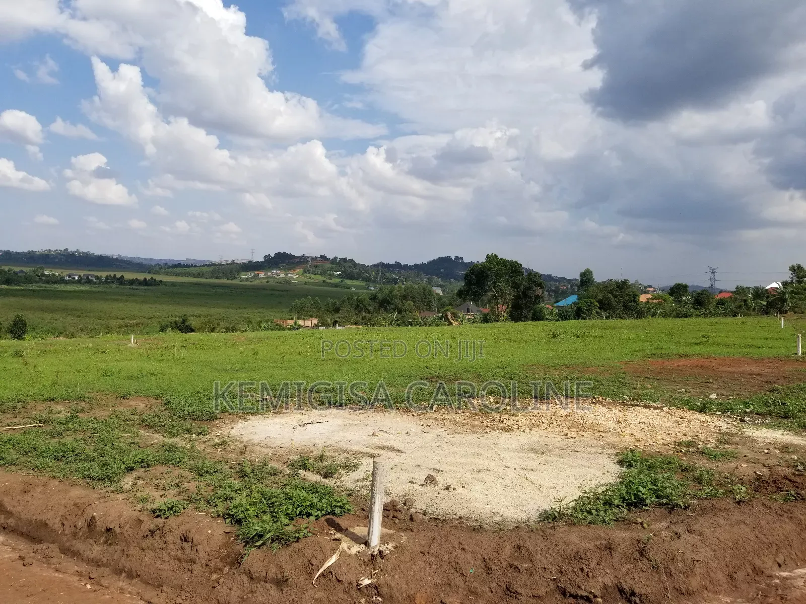 50 * 100 Ft Titled Plots for Sale in Buyala Near Masheda in Wakiso / Wakiso