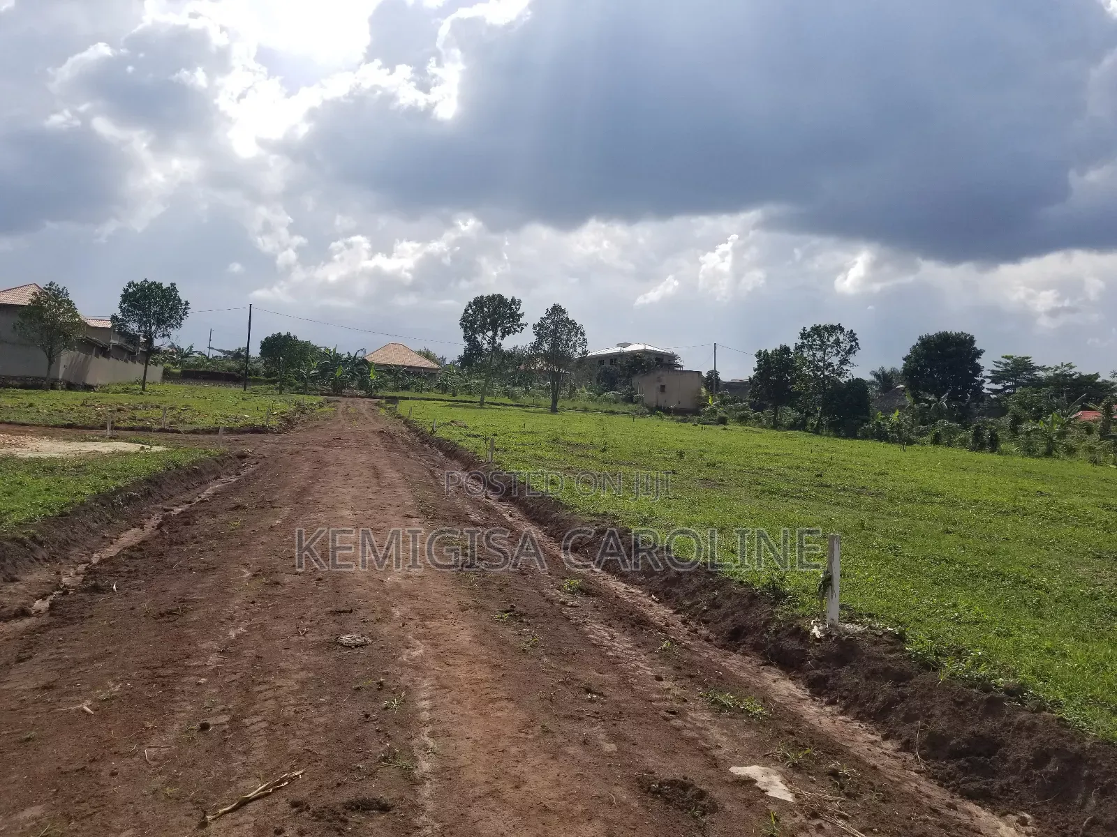 50 * 100 Ft Titled Plots for Sale in Buyala Near Masheda in Wakiso / Wakiso
